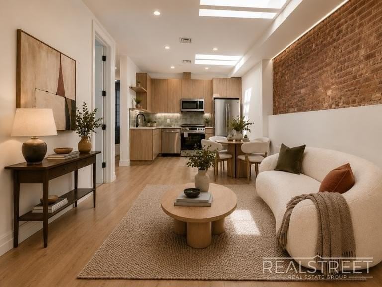 95 Ralph Ave #3F