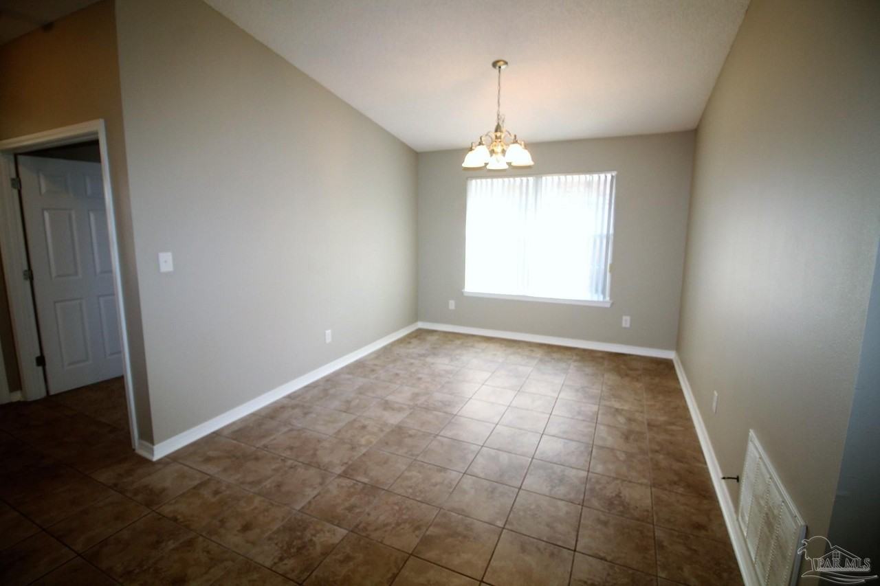 6533 Key West Rd - Photo 4 of 22
