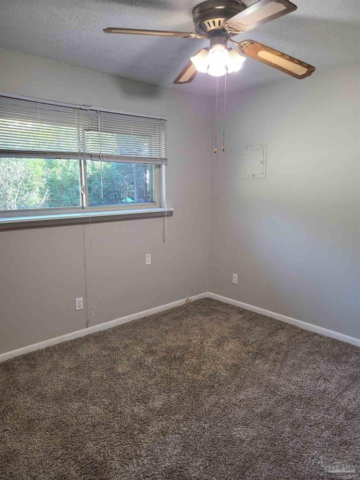 7758 Kipling St - Photo 6 of 7