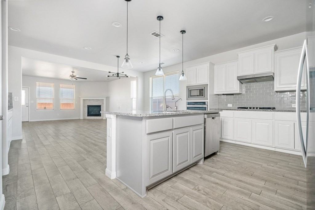 7100 Thomas Paine Rd - Photo 3 of 33