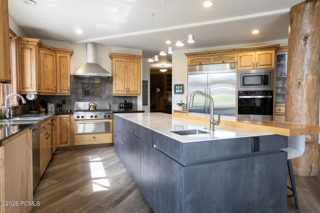 1035 Abilene Way - Photo 7 of 50