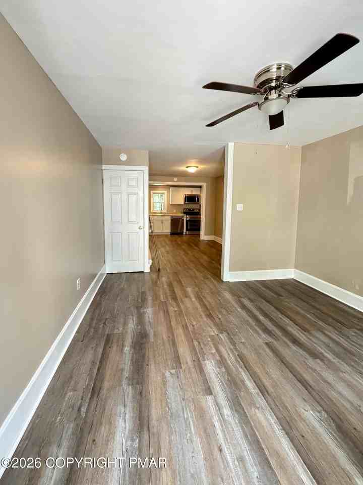 210 W High St - Photo 2 of 17