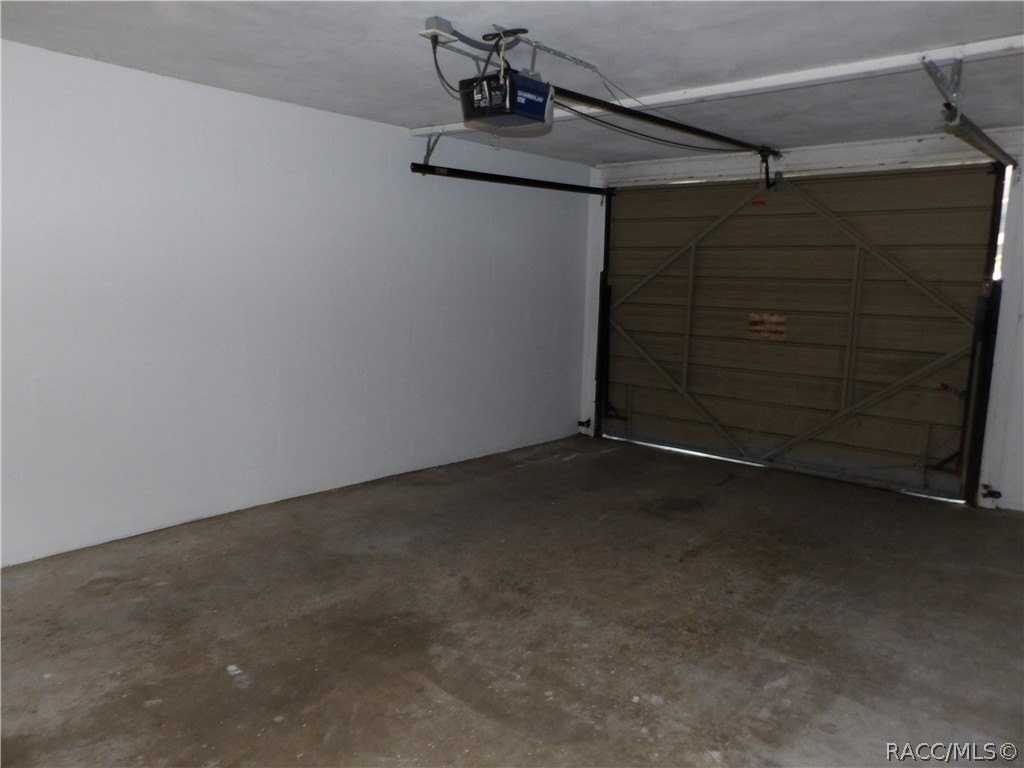 3 S Davis St - Photo 6 of 6