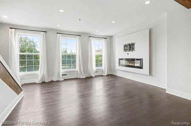 20304 Boardwalk Blvd - Photo 6 of 22