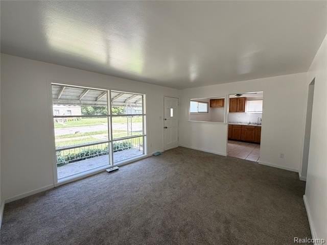 26225 Hopkins St - Photo 2 of 8