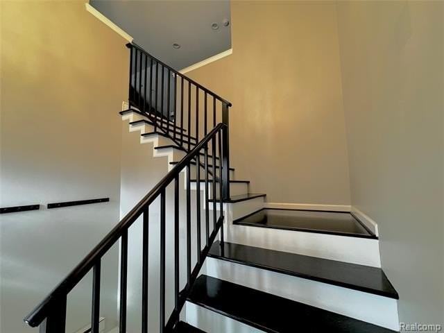 24208 Chesapeake Cir - Photo 3 of 21