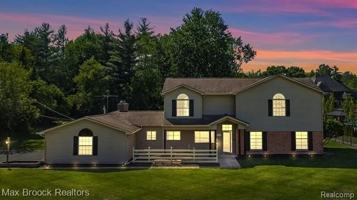 featured image of 6096 Darramoor Rd