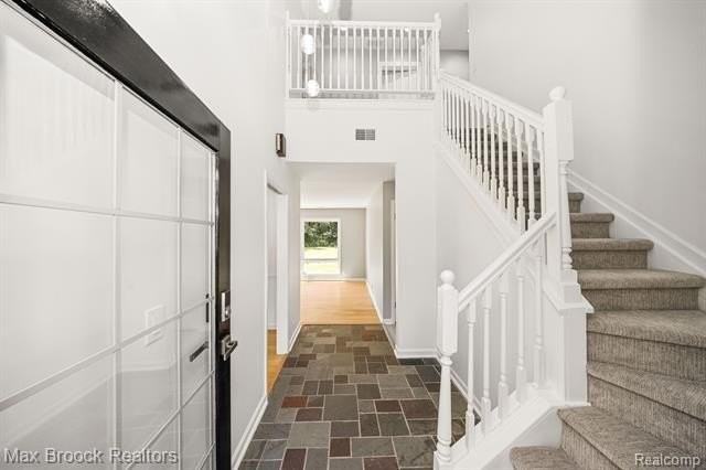 6096 Darramoor Rd - Photo 5 of 50