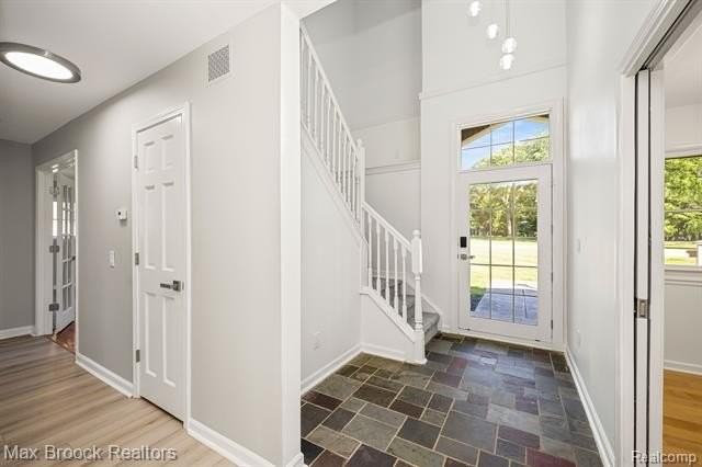6096 Darramoor Rd - Photo 6 of 50