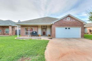 4036 Huntington Ln - Photo 1 of 1