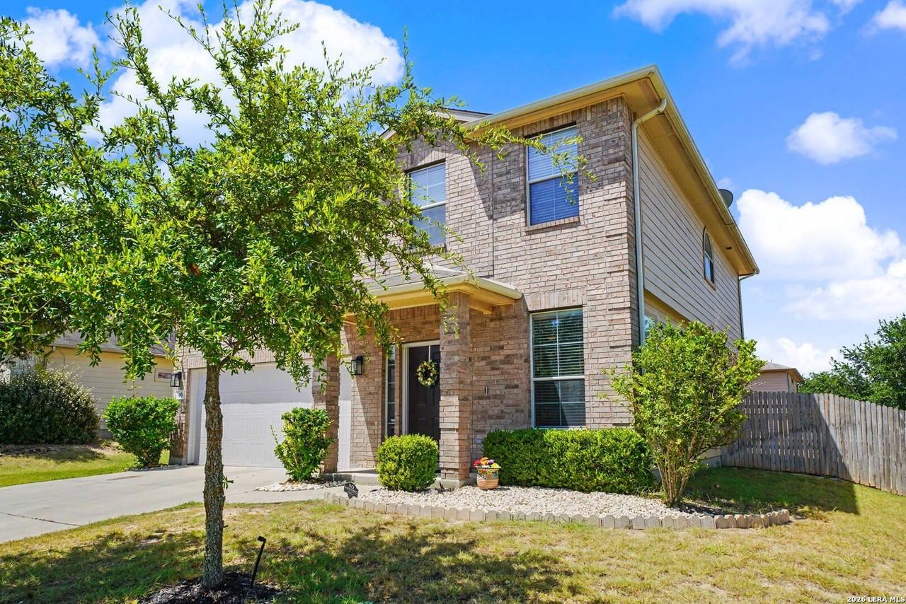 740 Fountain Gate - Photo 6 of 47