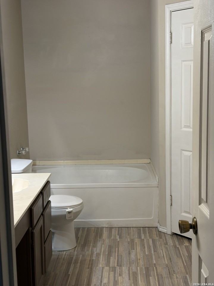 13210 Larkplace Dr - Photo 6 of 11