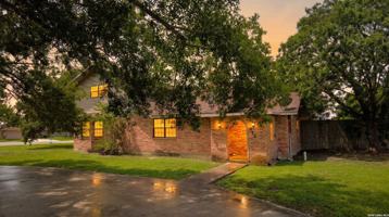 featured image of 972 Barbarosa Rd