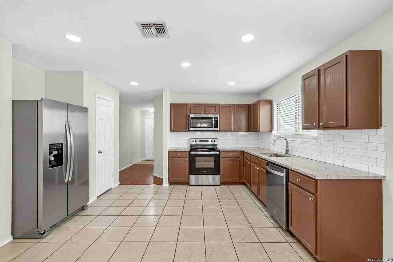 6106 Valparaiso Way - Photo 4 of 31