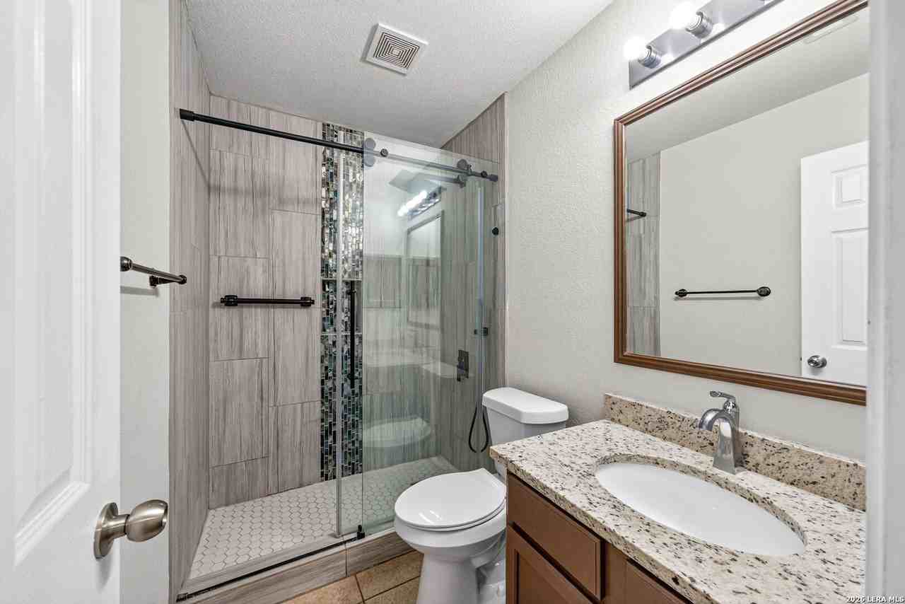 6106 Valparaiso Way - Photo 6 of 31