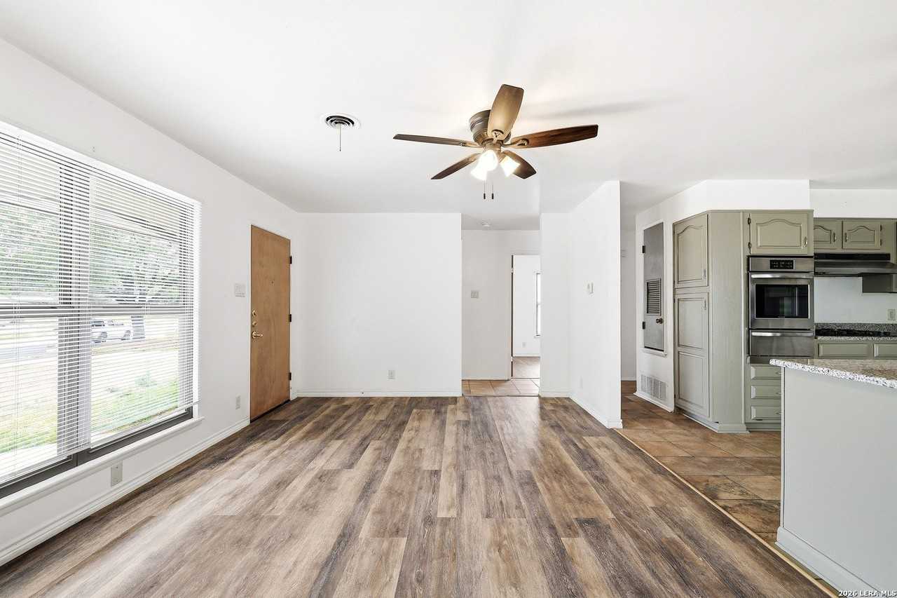 3602 Van Dyke Dr - Photo 7 of 25