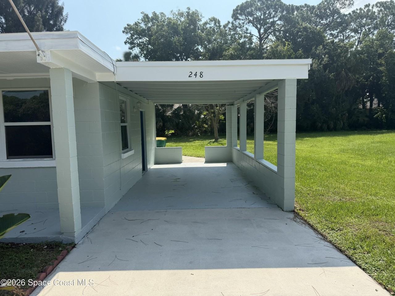 248 Laurel Oak St - Photo 2 of 26