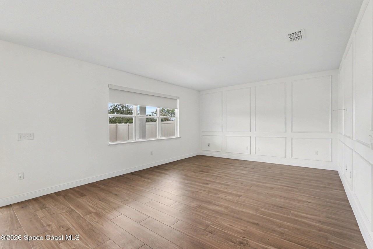 1396 Potenza Dr - Photo 5 of 17