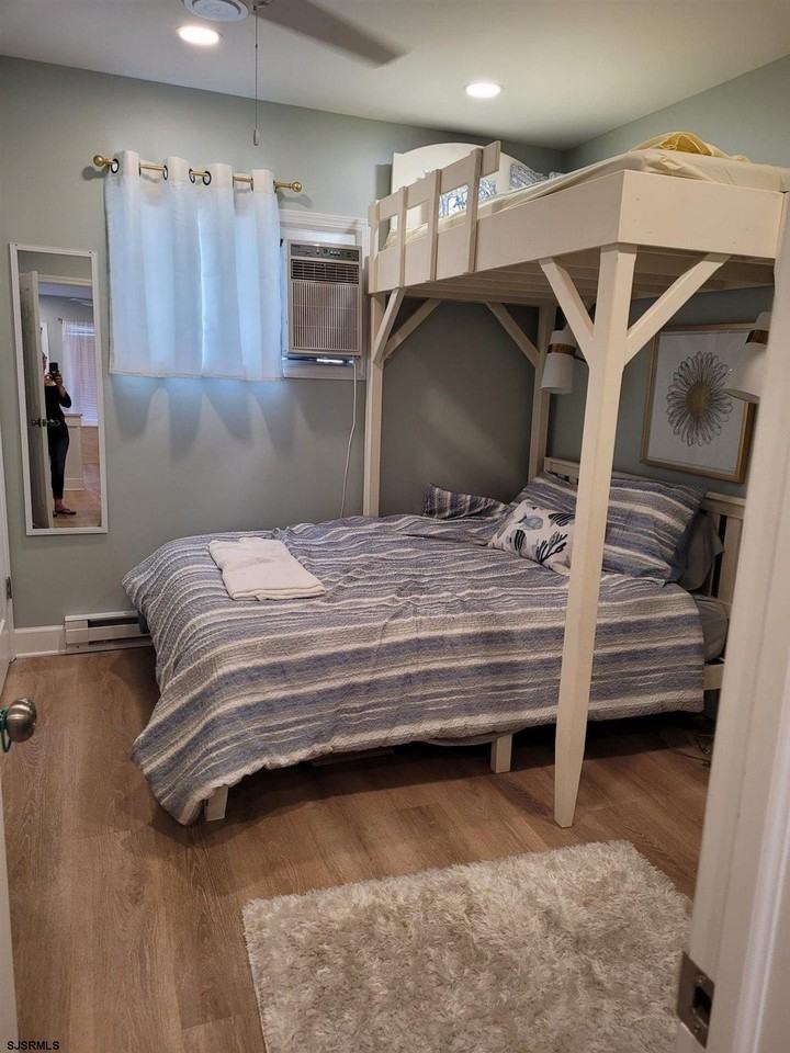 9401 Pacific Ave #8 - Photo 5 of 8