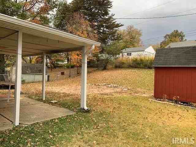 5816 Shelbourne Rd - Photo 2 of 14