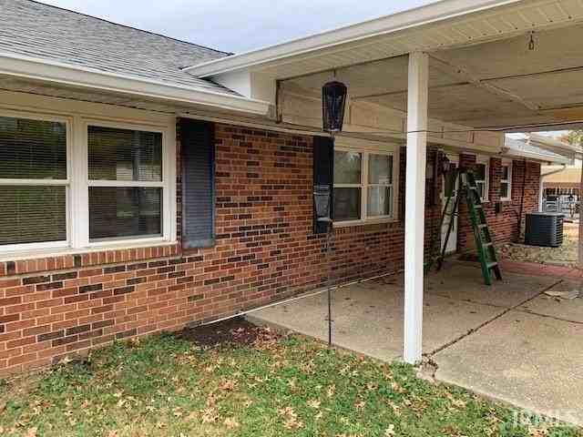 5816 Shelbourne Rd - Photo 5 of 14