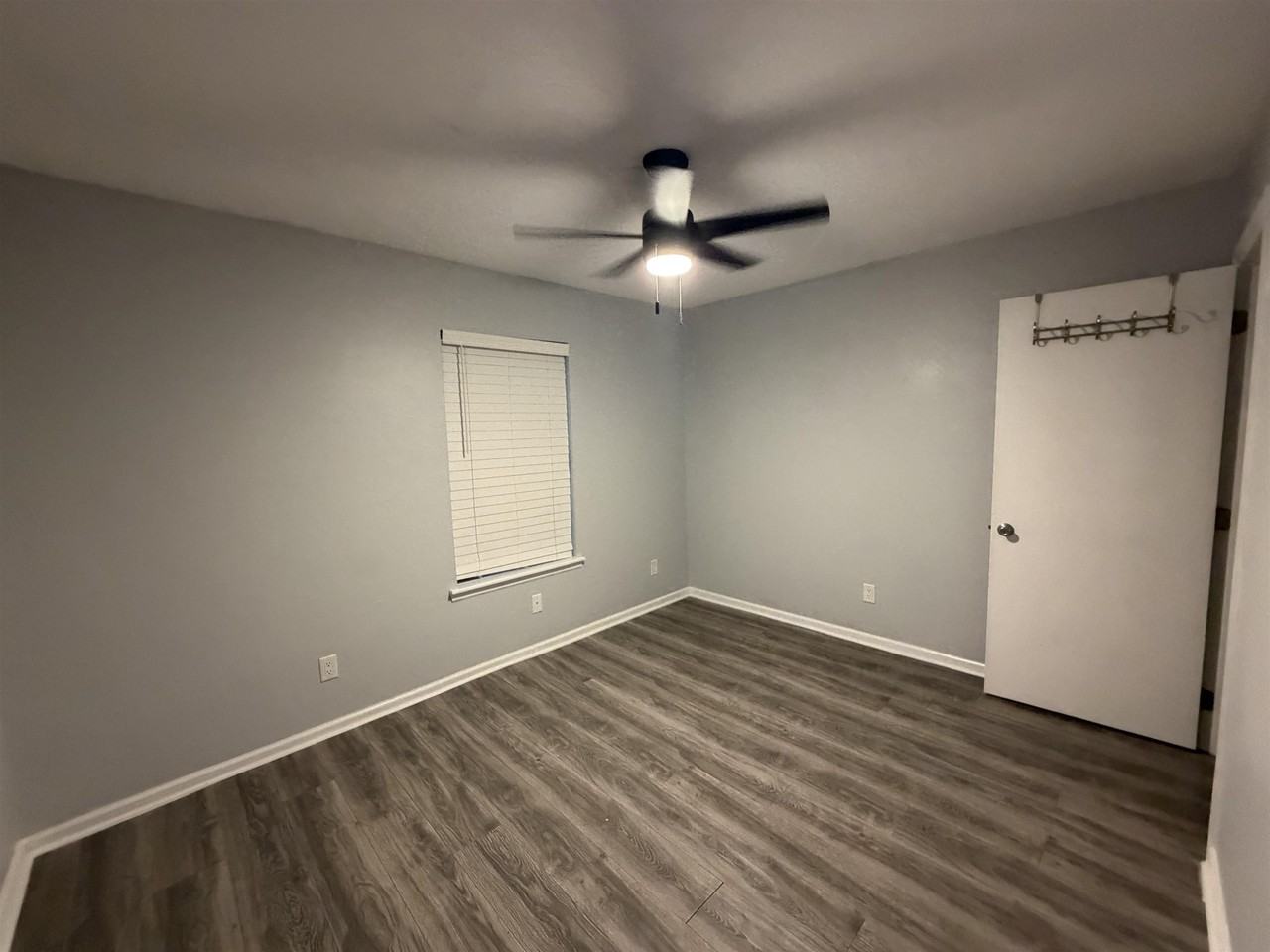 1551 Pullen Rd - Photo 3 of 9