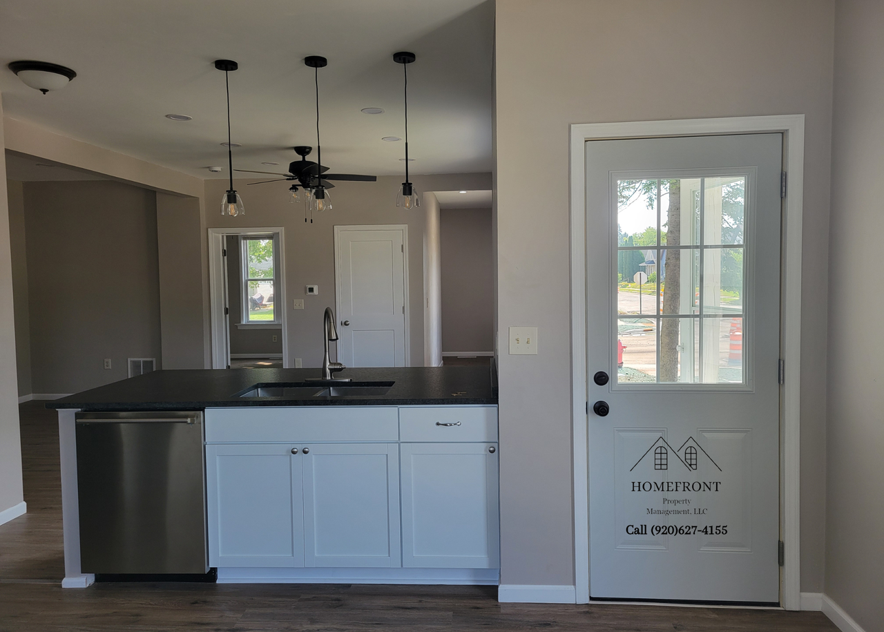 1828 S 11th St #1 - Photo 4 of 16