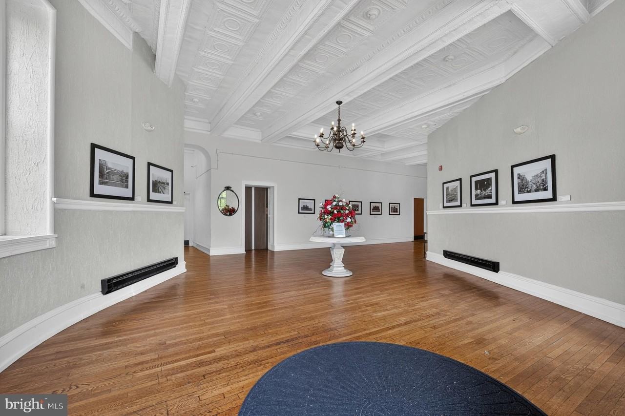 2400 Baynard Blvd #3 - Photo 3 of 26