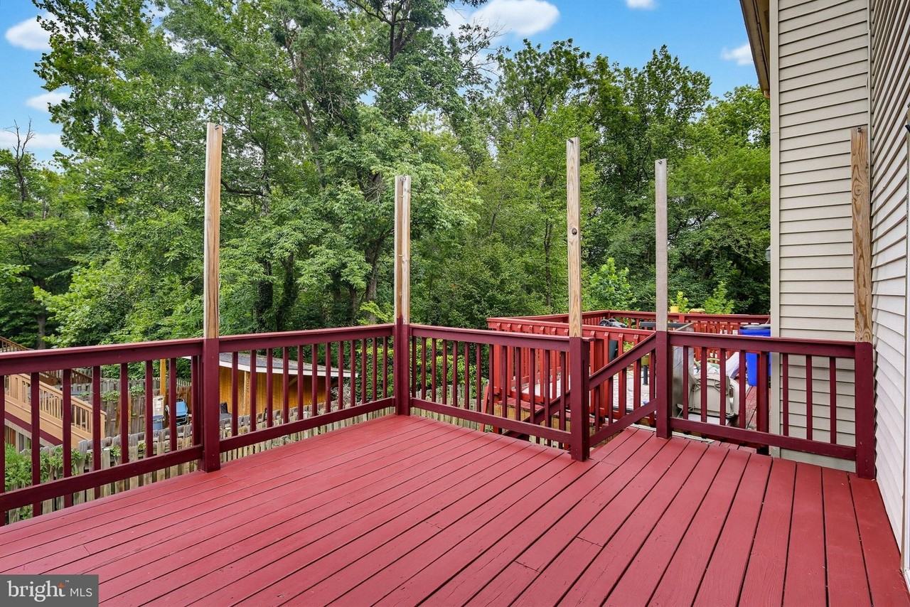 8867 Willowwood Way - Photo 7 of 32