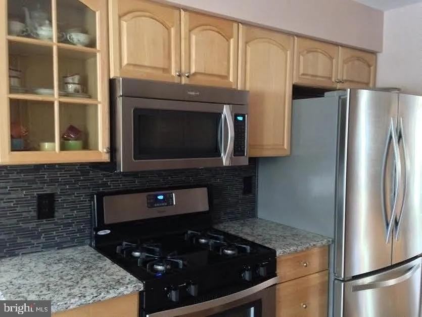 11928 Shagbark Dr - Photo 6 of 18