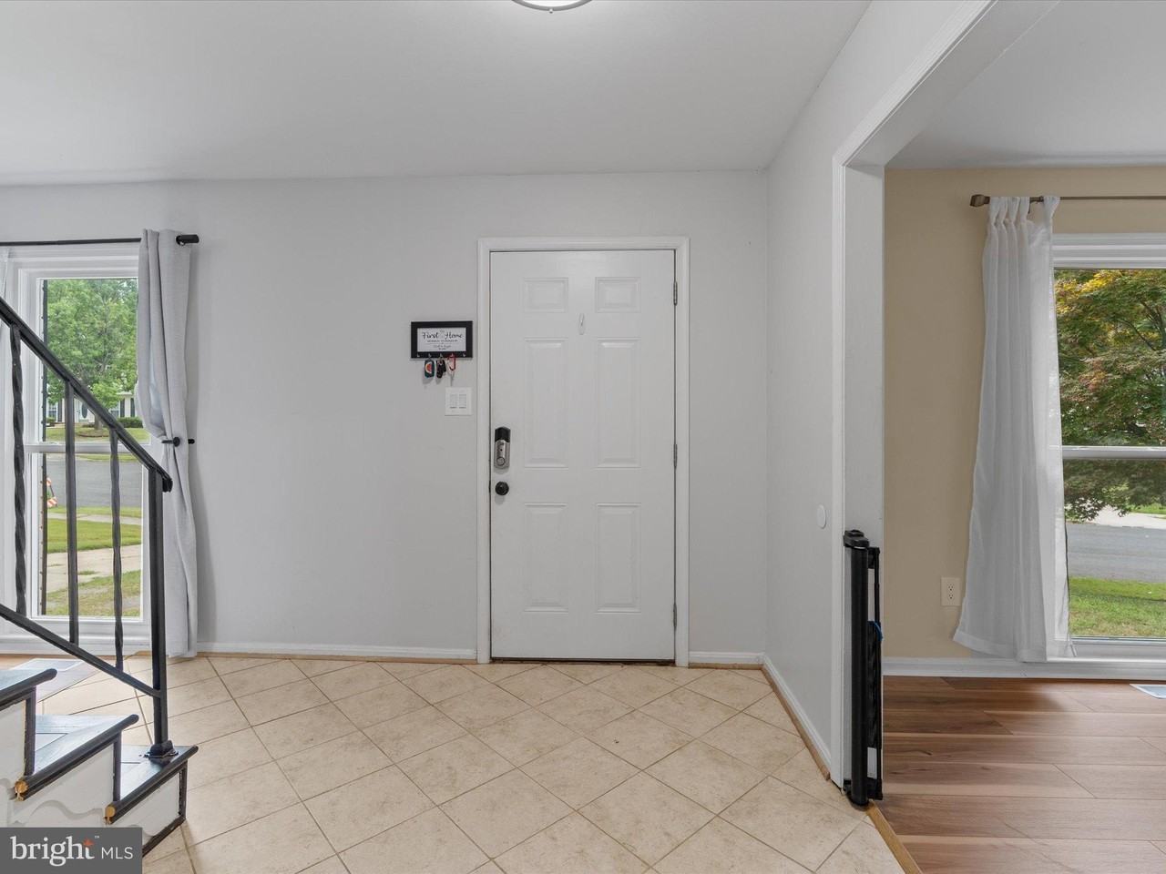 1001 Archery Dr - Photo 4 of 35