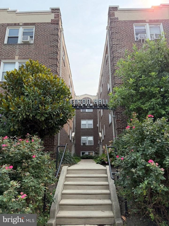 117 N Essex Ave #B301 - Photo 2 of 15