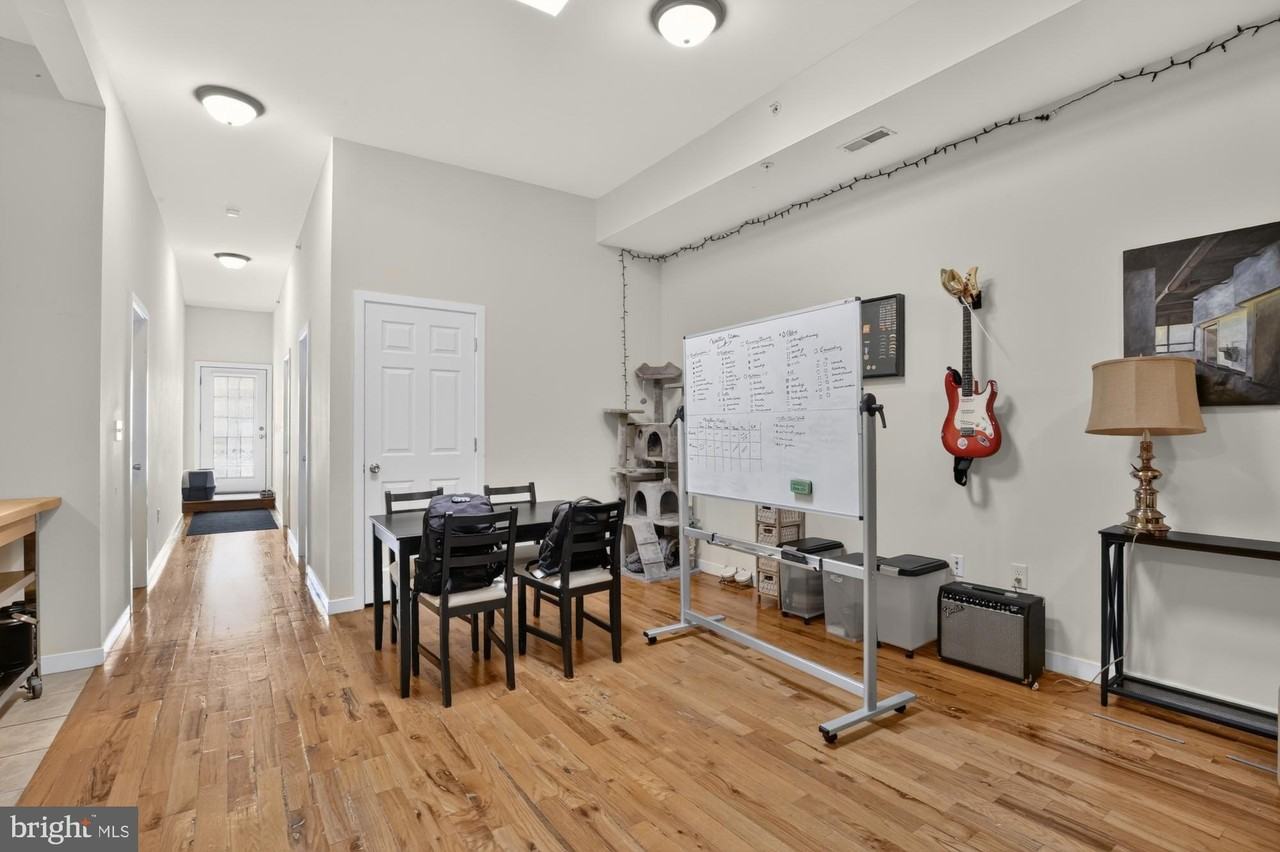 4011 Baring St #9 - Photo 4 of 29