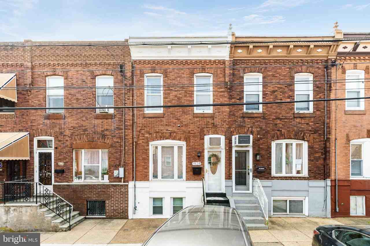 1928 Wolf St - Photo 3 of 25