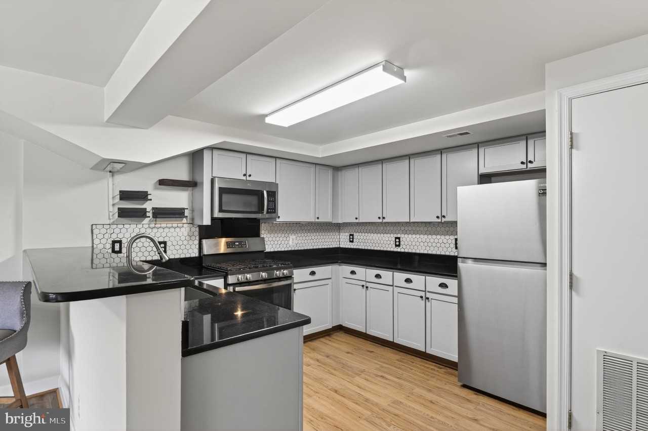 1461 N Van Dorn St #A - Photo 2 of 18