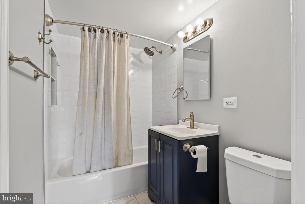 1461 N Van Dorn St #A - Photo 4 of 18