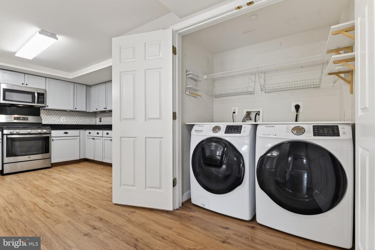 1461 N Van Dorn St #A - Photo 5 of 18