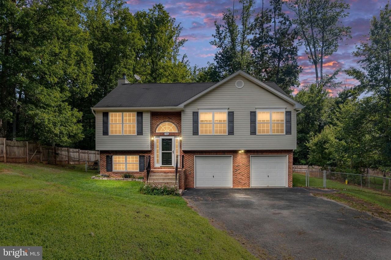 3 Crestview Dr - Photo 2 of 45