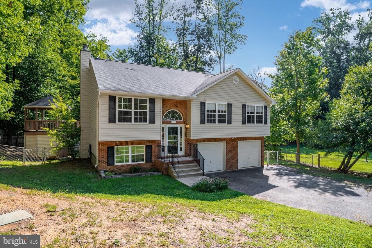 3 Crestview Dr - Photo 6 of 45