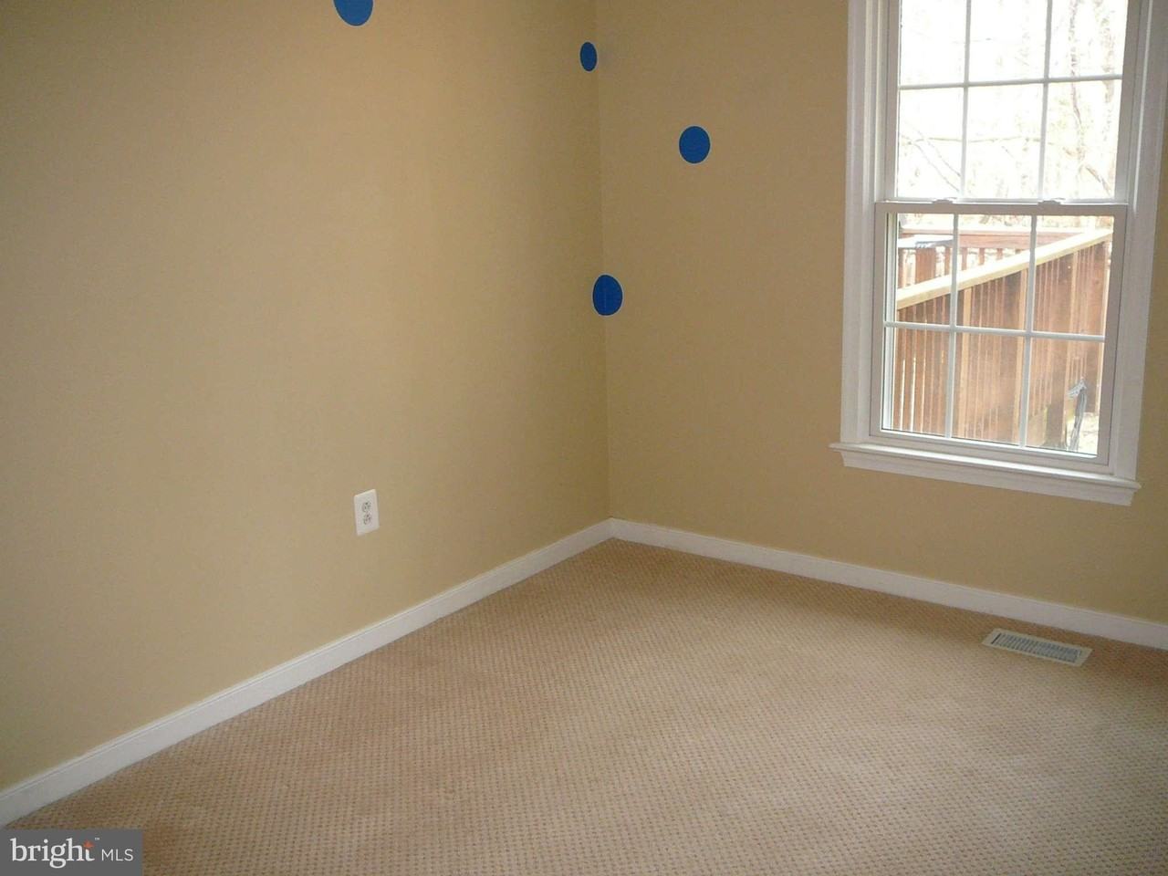 231 Vine Pl - Photo 5 of 22