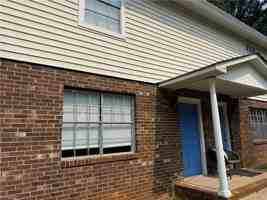 featured image of 506 Summit St