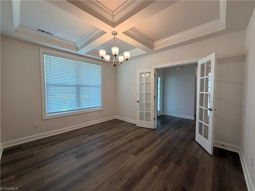4270 Pelican St - Photo 7 of 50