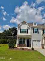 featured image of 836 Pryor St