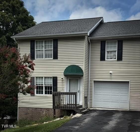 122 Arrowhead Dr