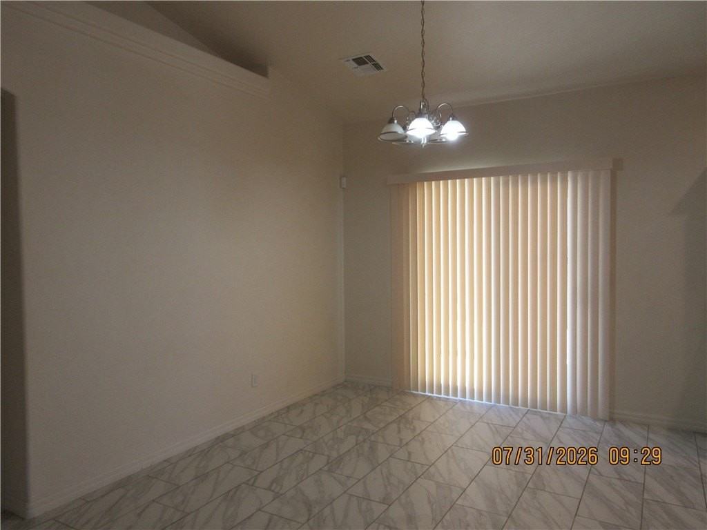 3658 N Irving St - Photo 3 of 12