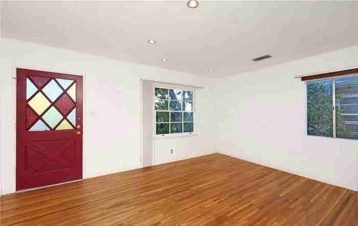 12619 Eastbrook Ave - Photo 3 of 15