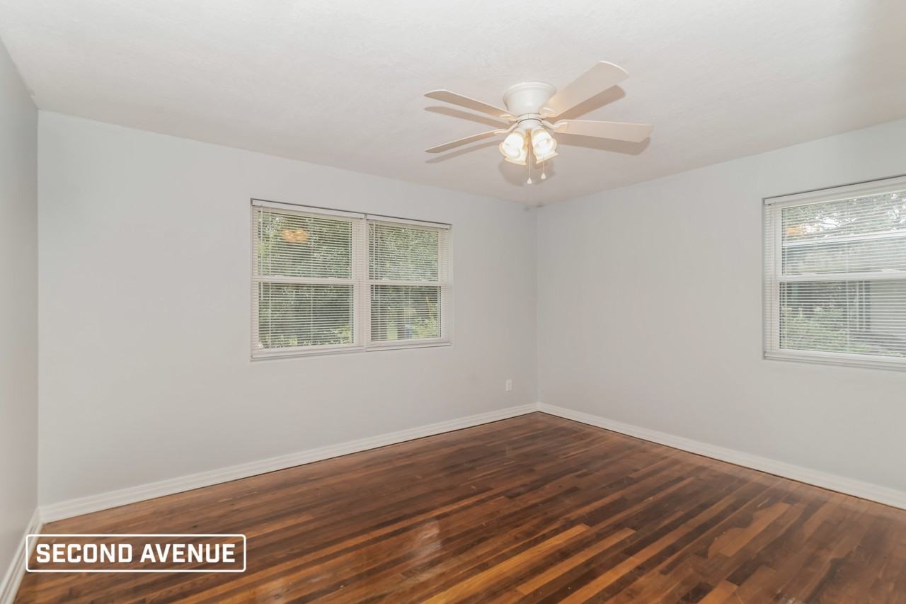 1807 Colby Ave - Photo 3 of 16
