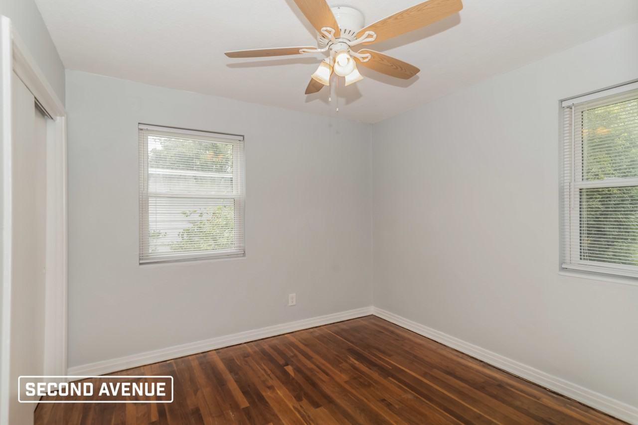 1807 Colby Ave - Photo 4 of 16