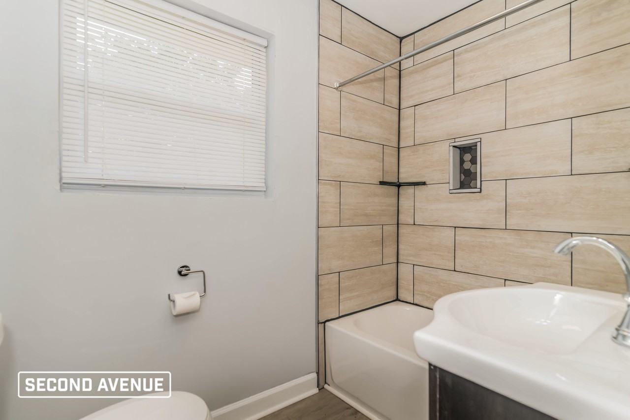 1807 Colby Ave - Photo 6 of 16