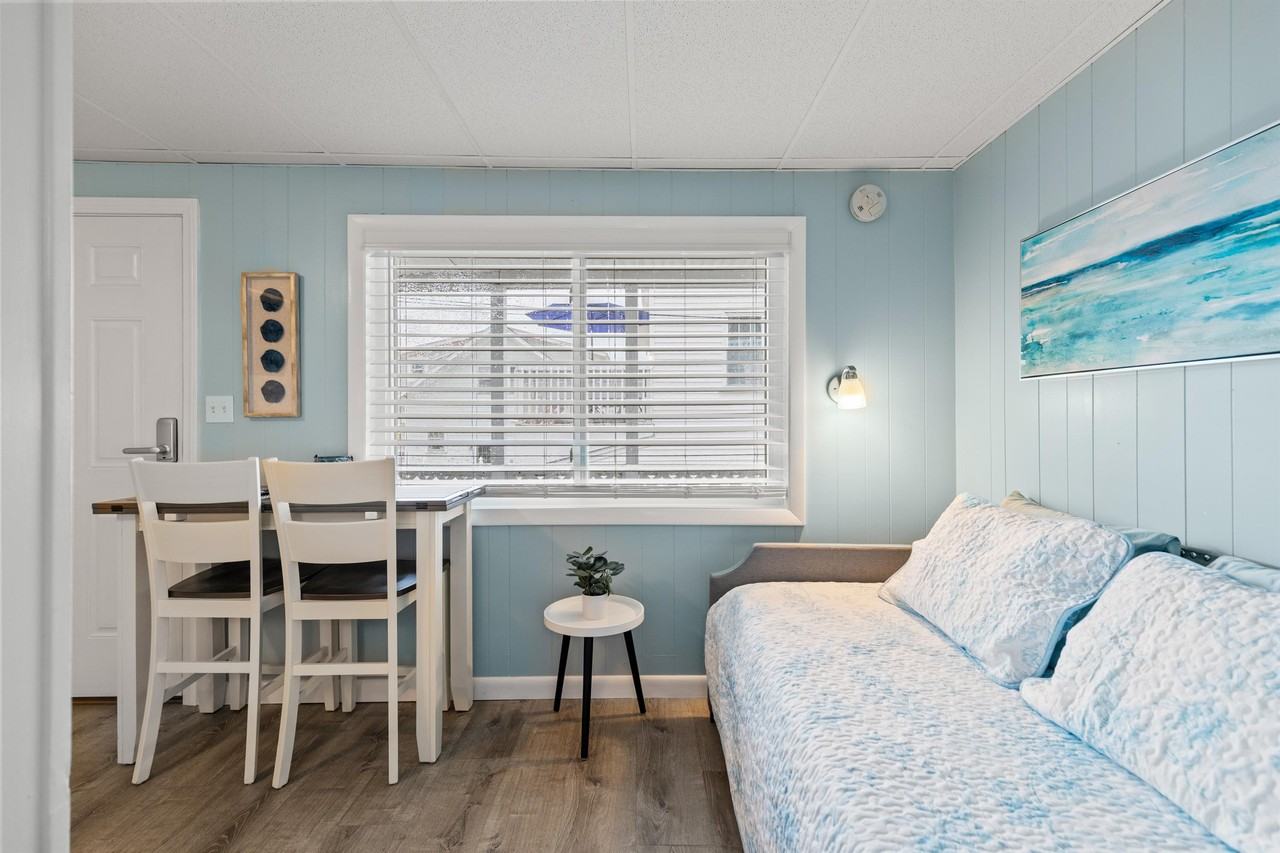 44 E Grand Ave #463 - Photo 3 of 16